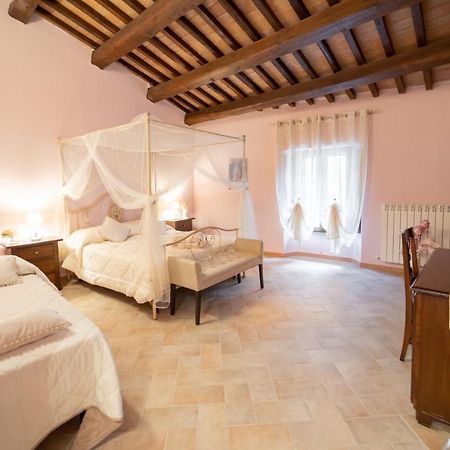 Albergo La Loggia Di San Martino Gualdo Tadino Zewnętrze zdjęcie