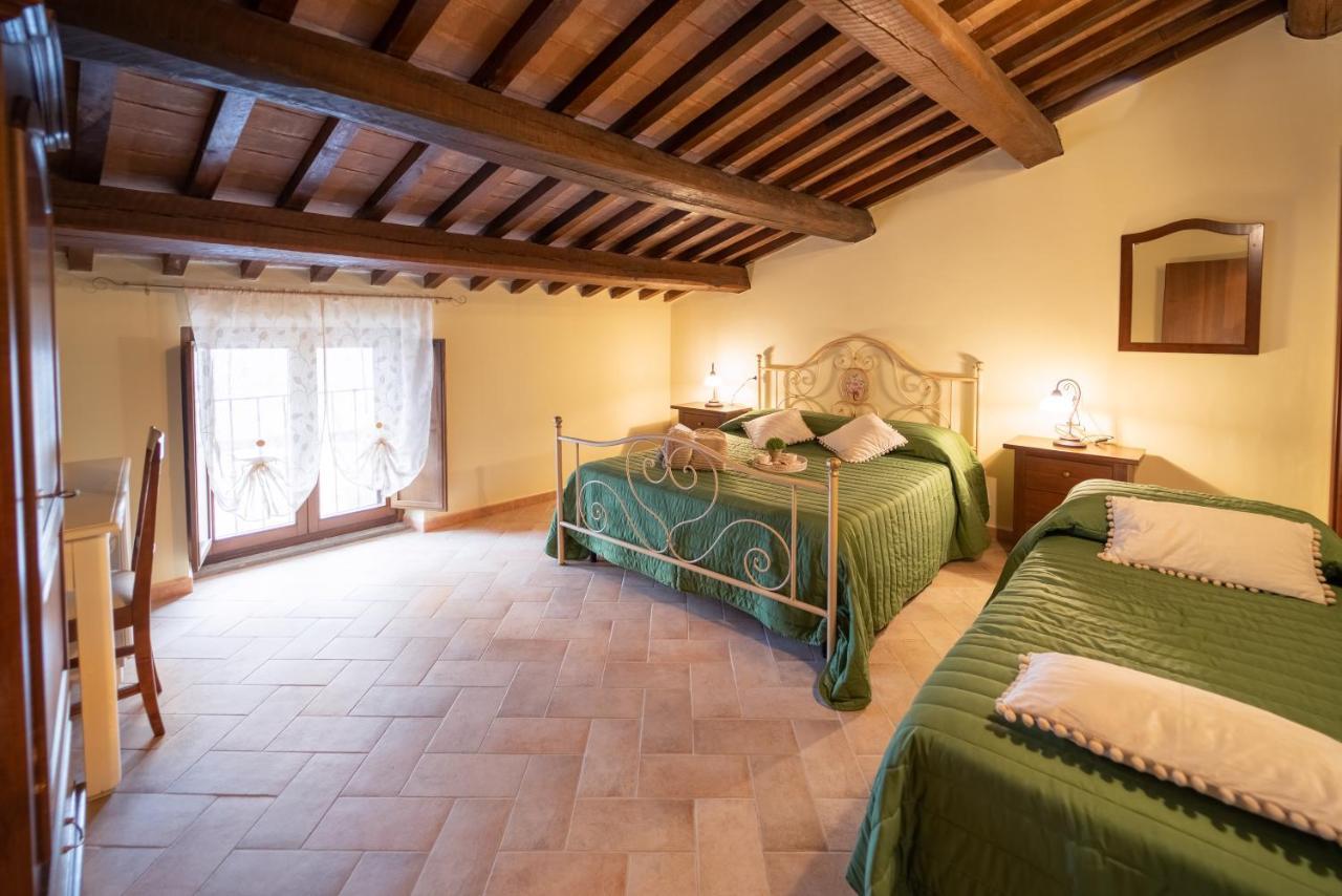 Albergo La Loggia Di San Martino Gualdo Tadino Zewnętrze zdjęcie